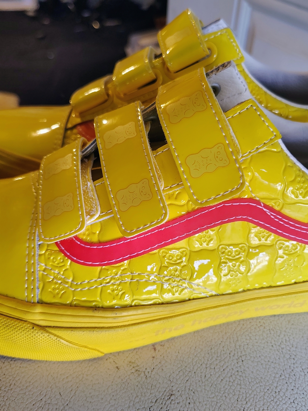 Vans Kids Patent Yellow Sneakers with Pink Wave Stripe